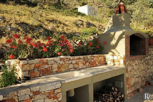 Isomata Villa Sleeps 8 Pool Air Con Wifi