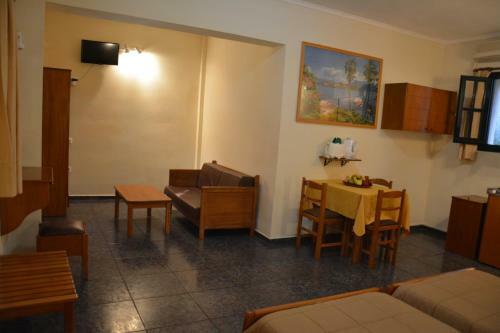 Aristotelis Apartments