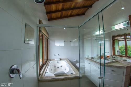 Hostal Pousada Bangal�s Do Rosa