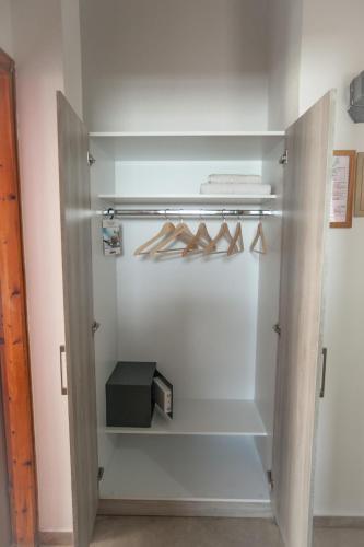 Sofia Apartments - Kantia