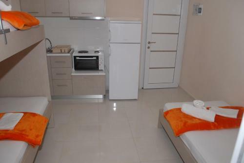 Hotel Eleni Kandilari Rooms