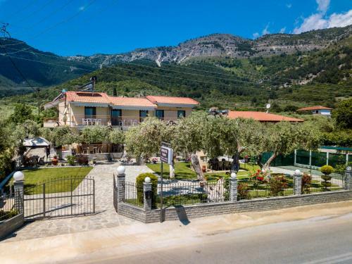 Hostal Holiday Villa Thassos