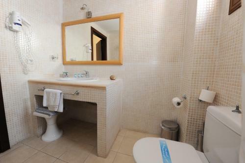 Maranton Beach Hotel