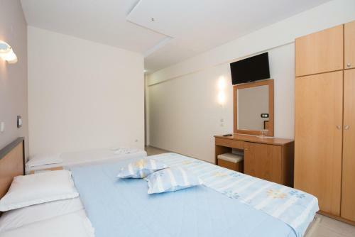 Maranton Beach Hotel