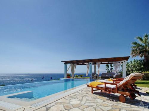 Kleismata Villa Sleeps 6 T228154