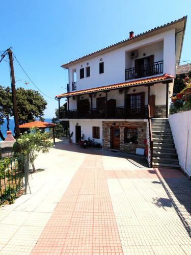 Hostal To Limanaki