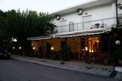Hostal Elatos