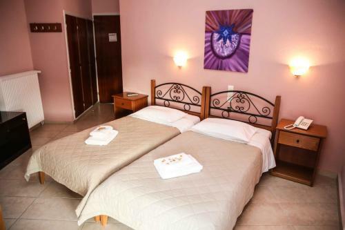 Hostal Anixis Hotel