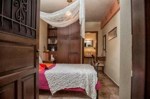 Hostal Oriades