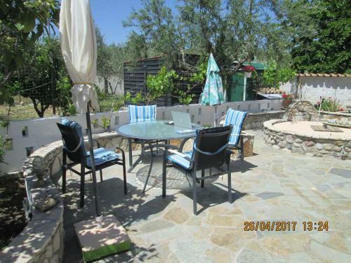 Spacious Holiday Home Near Beach In Messinia