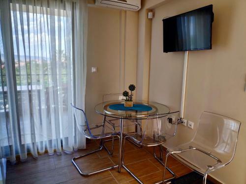 Amphipolis Deluxe Apartments