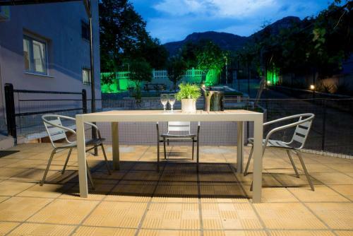 Palio Grey Apartments