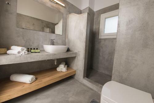 Palio Grey Apartments