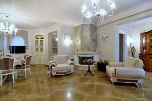 Luxury Villa In Corfu