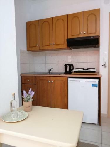 Achilleas Apartments