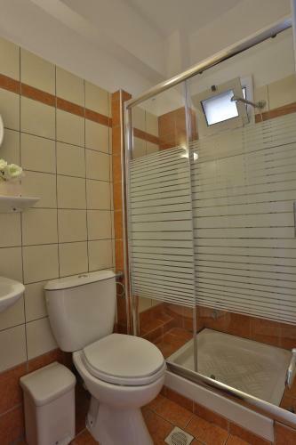 Irida Apartments