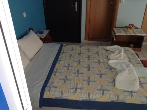 Hostal Kostas Rooms