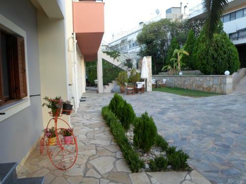 Arcadian Apartments & Studios
