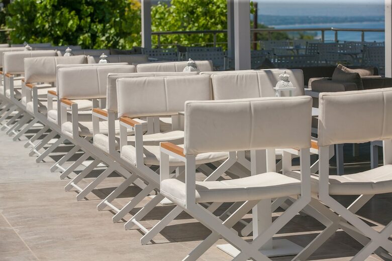 Hotel 12 Olympian Gods