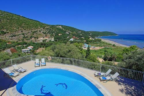 Beach Villa Oneiro