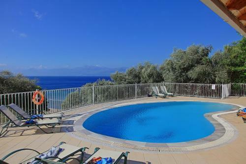 Beach Villa Oneiro
