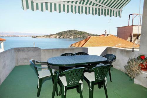 Apartments By The Sea Kali, Ugljan - 5828