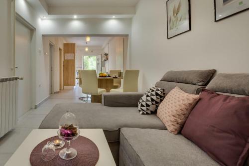 Apartments By The Sea Simuni, Pag - 4083