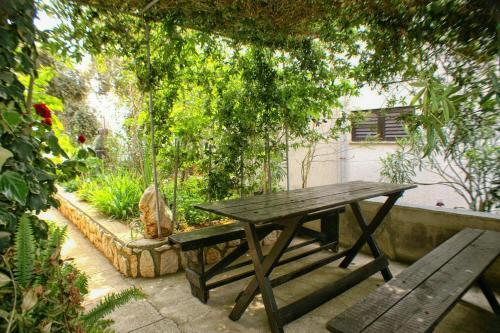 Apartment Mandre 523c