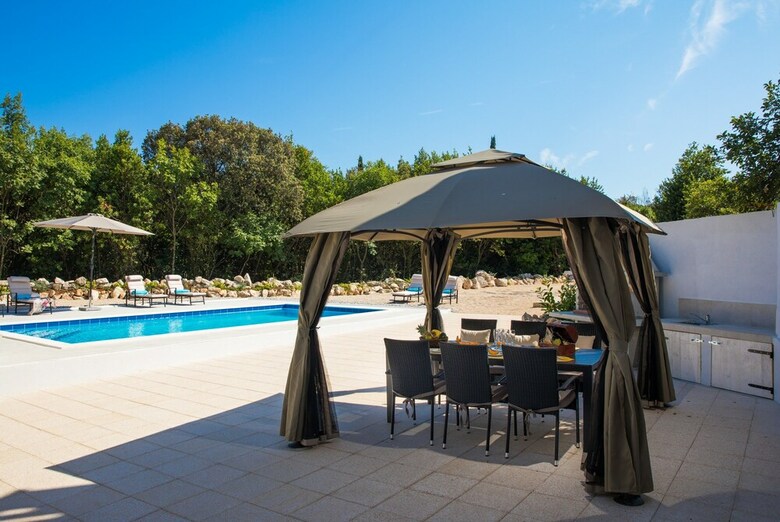 Hedera Estate, Villa Hedera IX