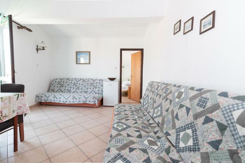 Apartments Din