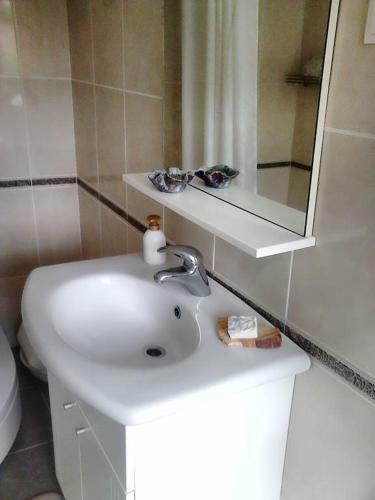 Hostal Rooms With Wifi Lastovo - 14990