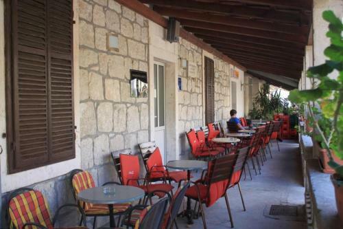 Apartments With Wifi Lastovo - 8343
