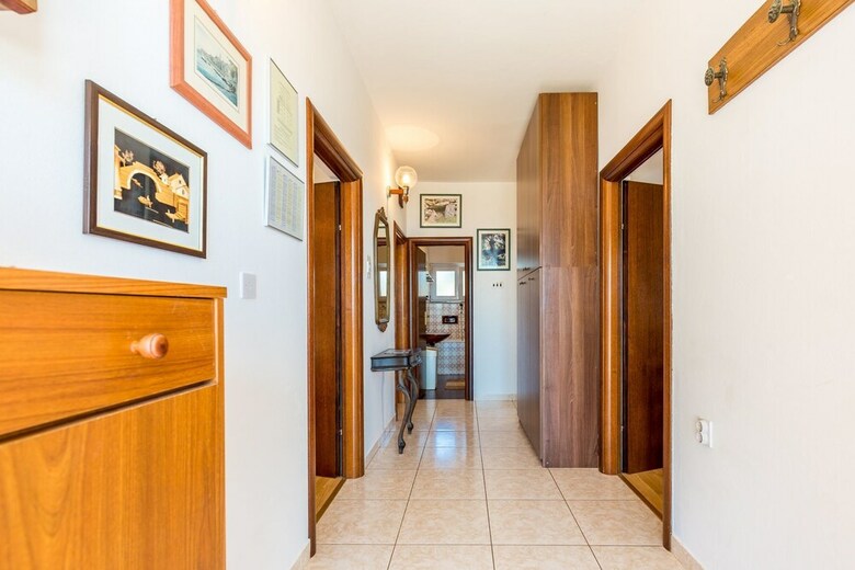 Apartments Ivan