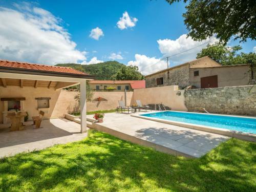 Holiday Home Staraj