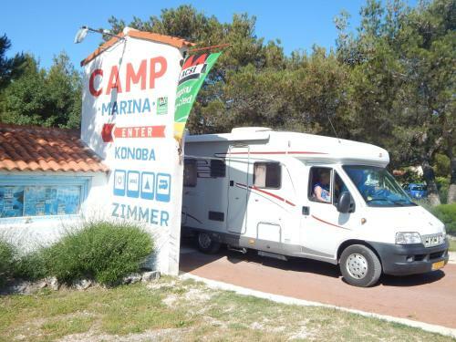 Rooms Camp Marina