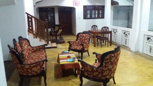Manahari Holiday Homes