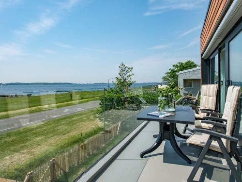 Spacious Villa In Kamperland By The Sea