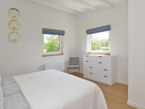 Spacious Villa In Kamperland By The Sea