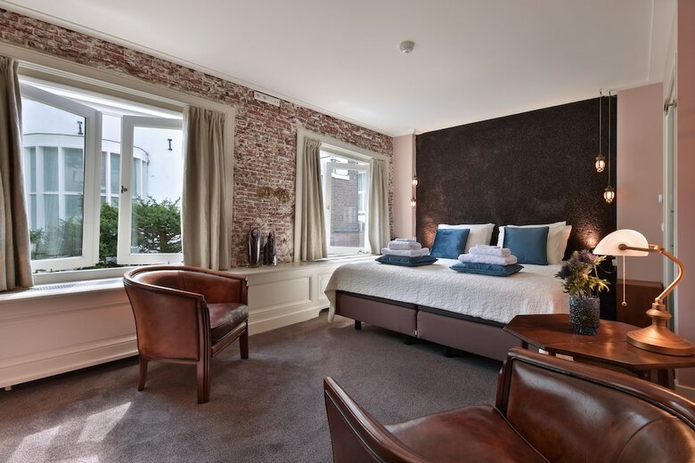 Bed & Breakfast The Place 2 Bnb