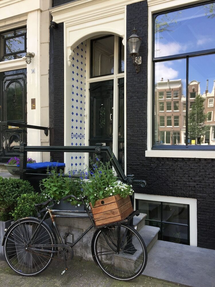 Bed & Breakfast The Place 2 Bnb
