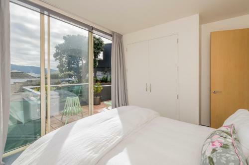 Apartment 4a - By The Beach