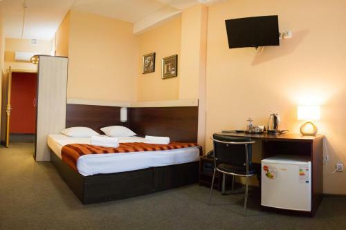 Hotel Business Life