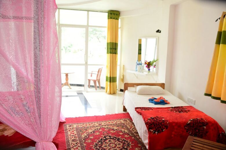 Hotel White House Adam's Peak