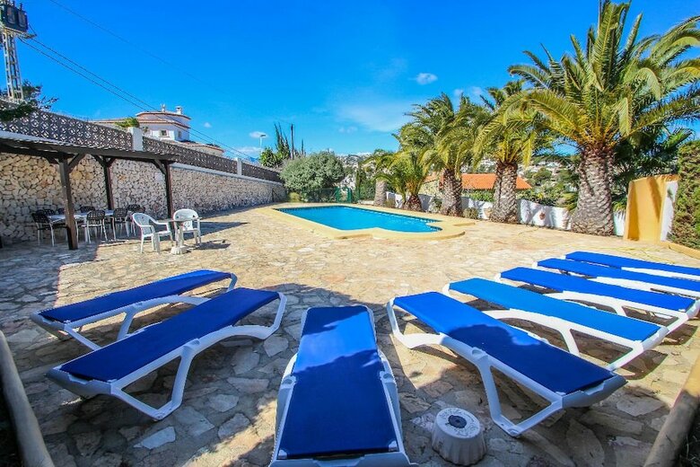 Villa Mar De Timor - Comfortable Holiday Accommodation In Moraira