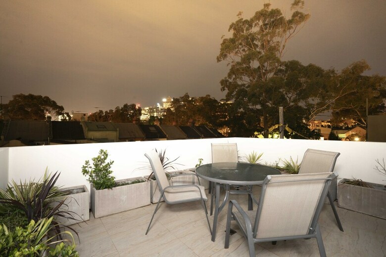 Luxury Villa Darlington - Vine