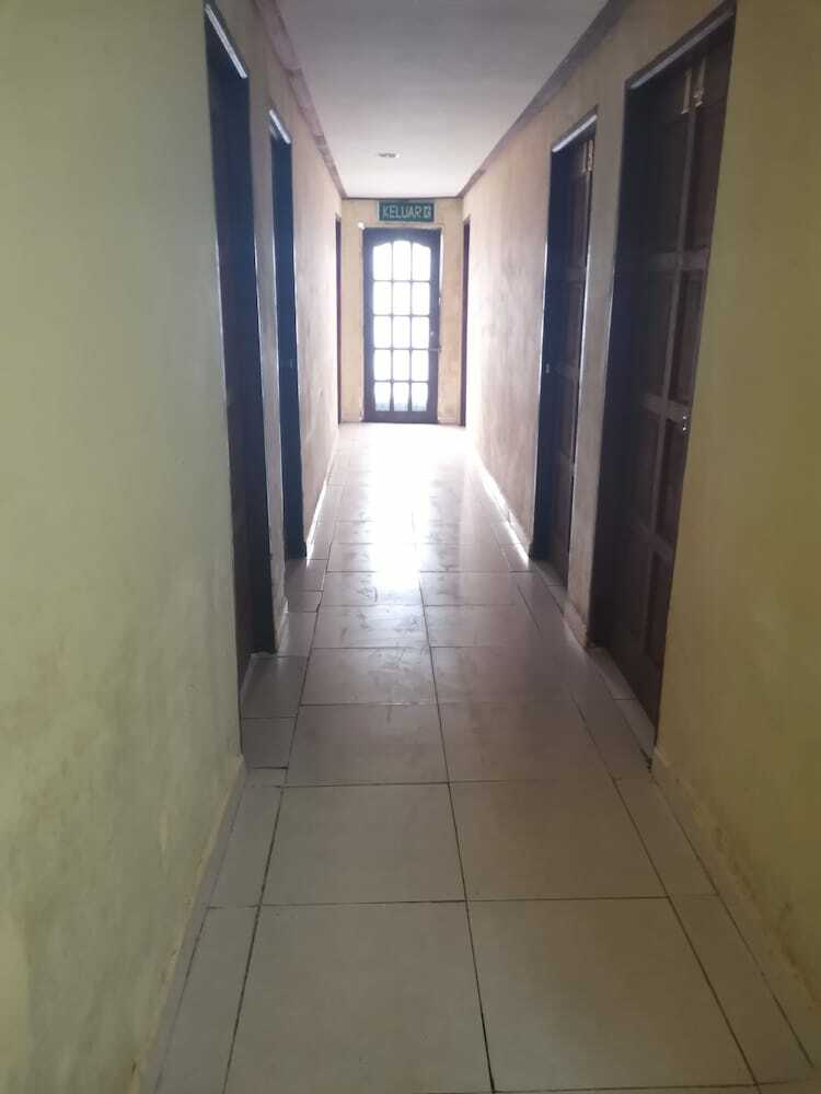 Oyo 89819 Raz Hotel Kelulut