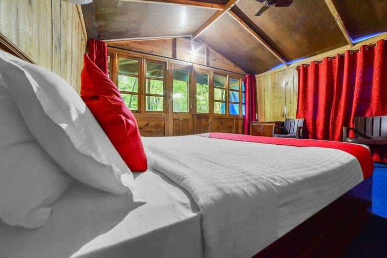 Hotel Oyo 26690 Neptune Point Premium Cottages