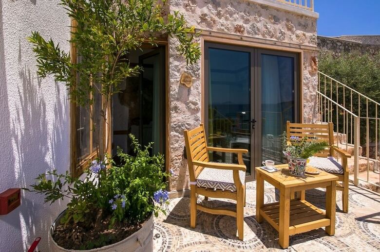 Hotel Pier House