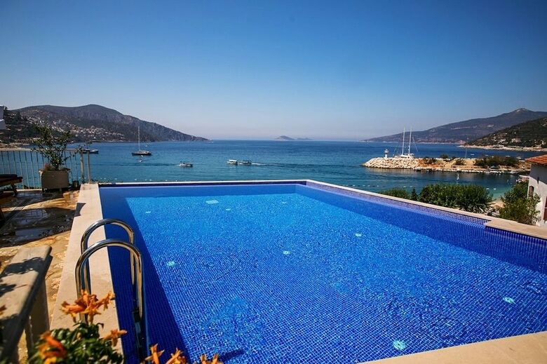 Hotel Pier House