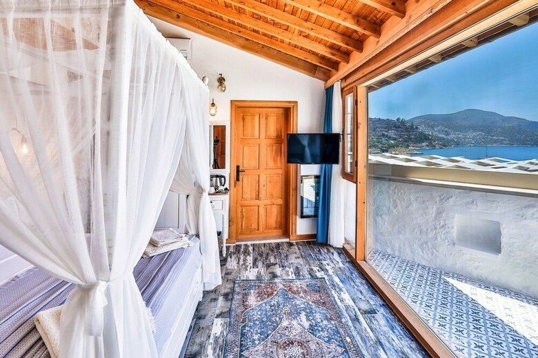 Hotel Pier House